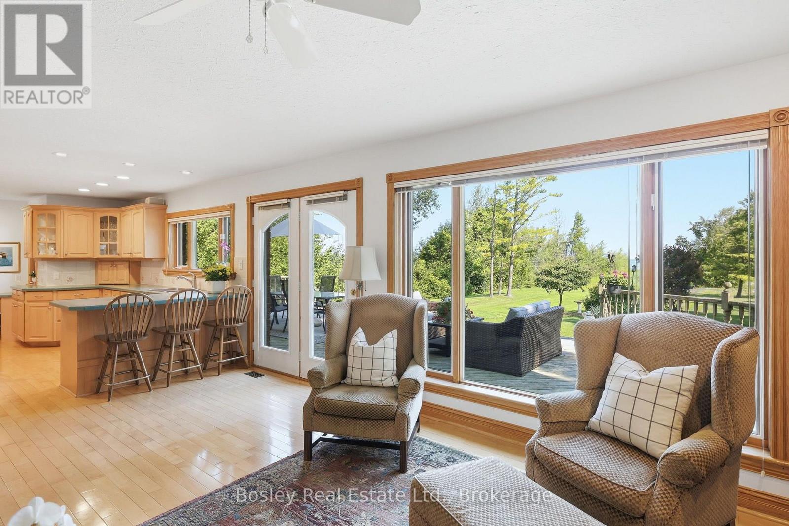 124 BARTLETT BOULEVARD - Image 7