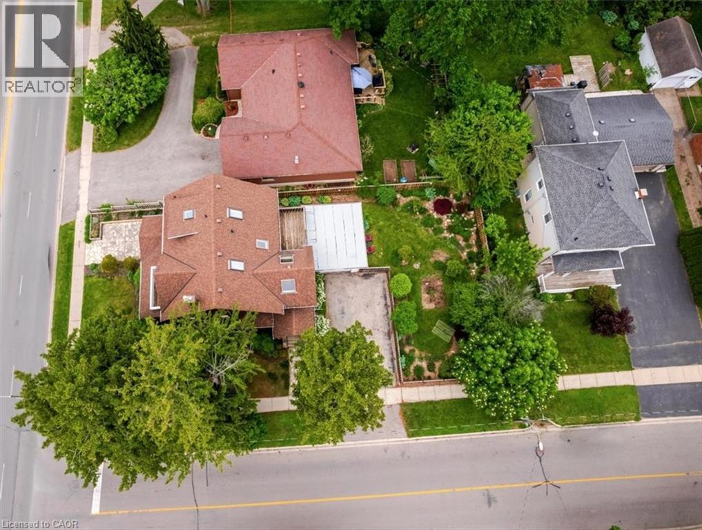237 NORFOLK Street N - 44
