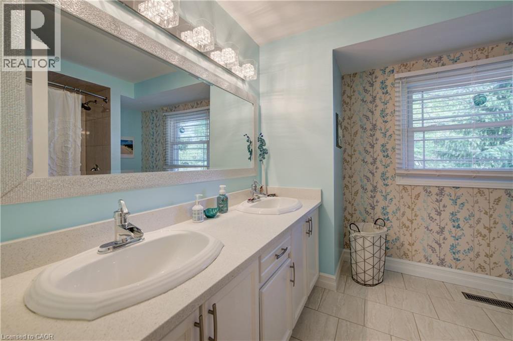 41 MCNIVEN Road - Image 30
