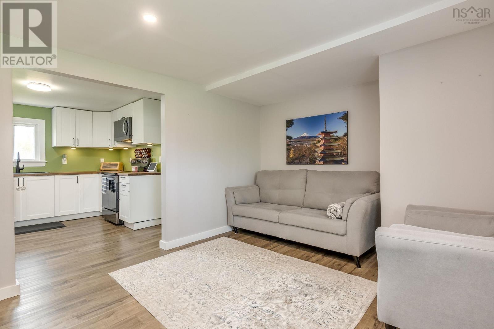 9308 1 Highway - 11