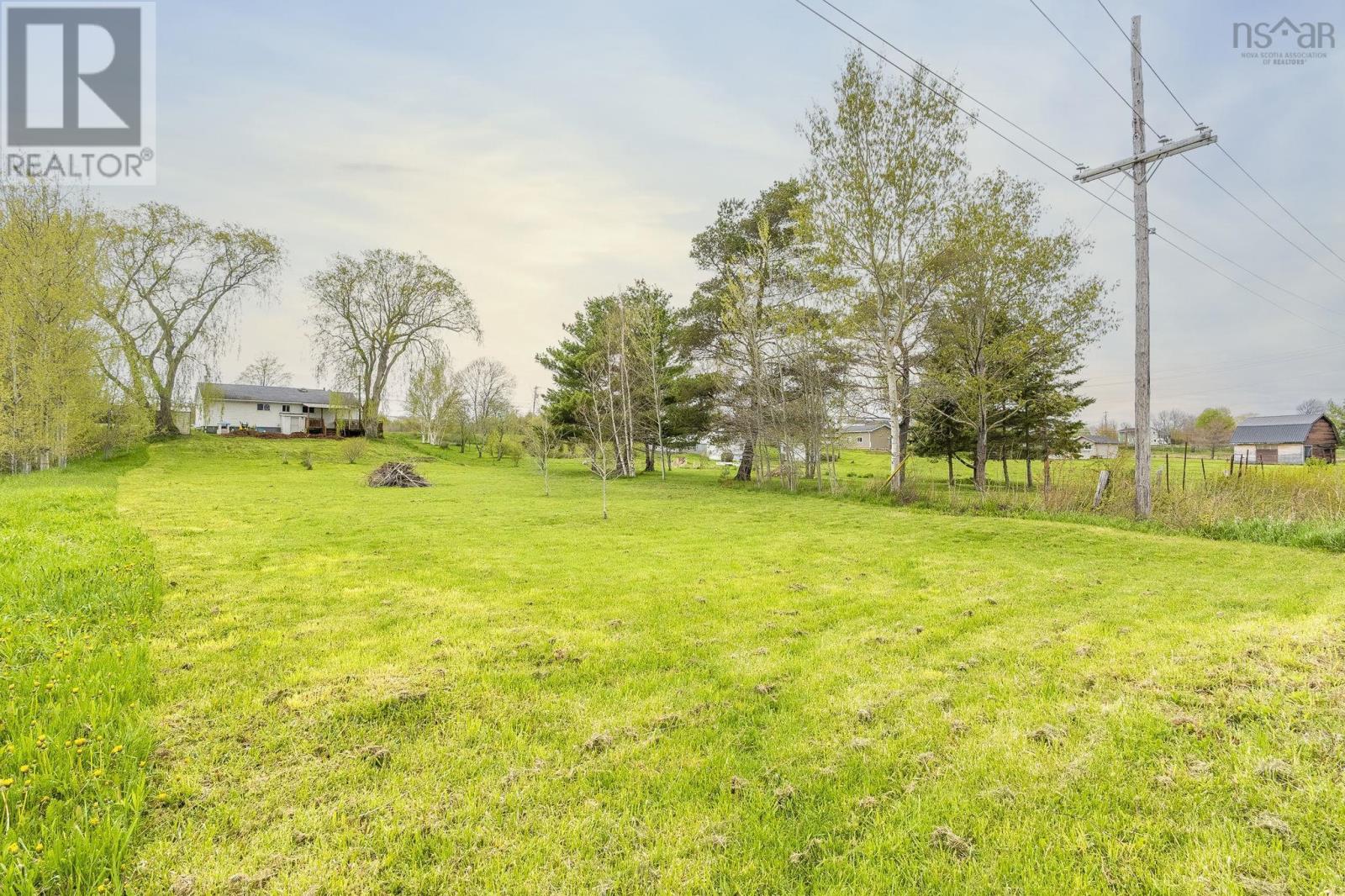 9308 1 Highway - 33