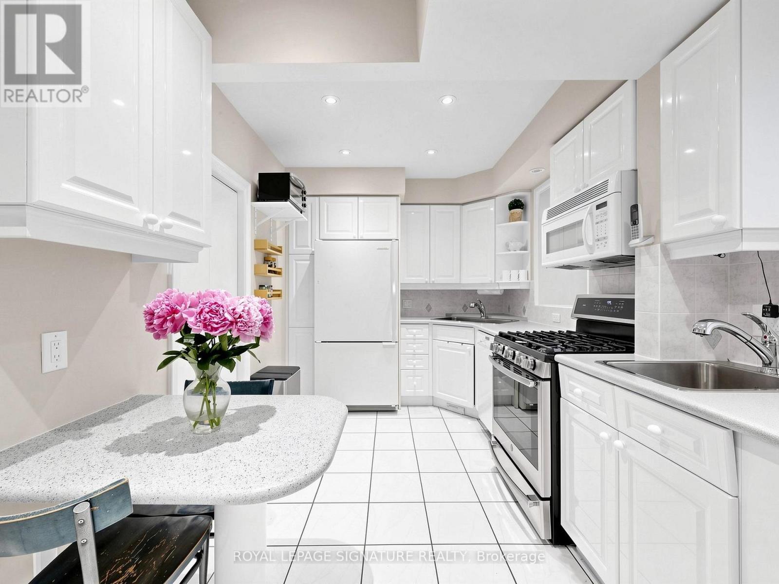 46 BROOKVIEW DRIVE - 7