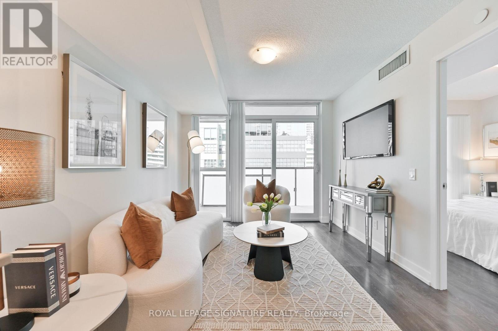 #606 125 REDPATH AVENUE - 12