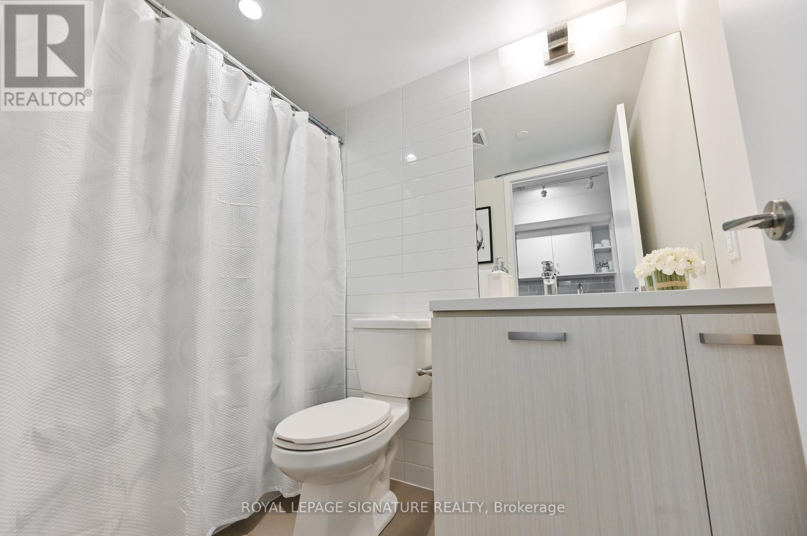#606 125 REDPATH AVENUE - 19