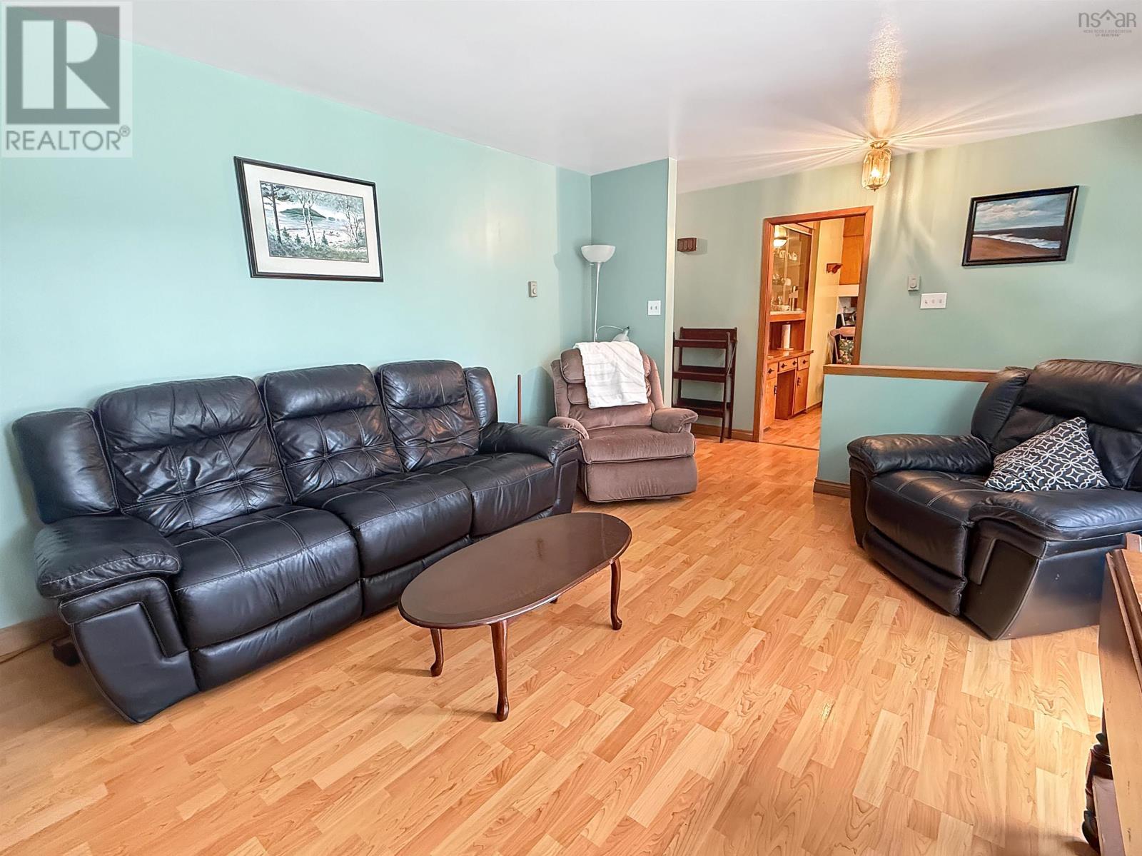 26 South Hill Drive - 12