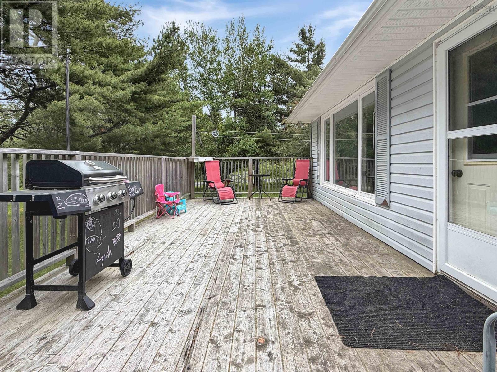 26 South Hill Drive - 28