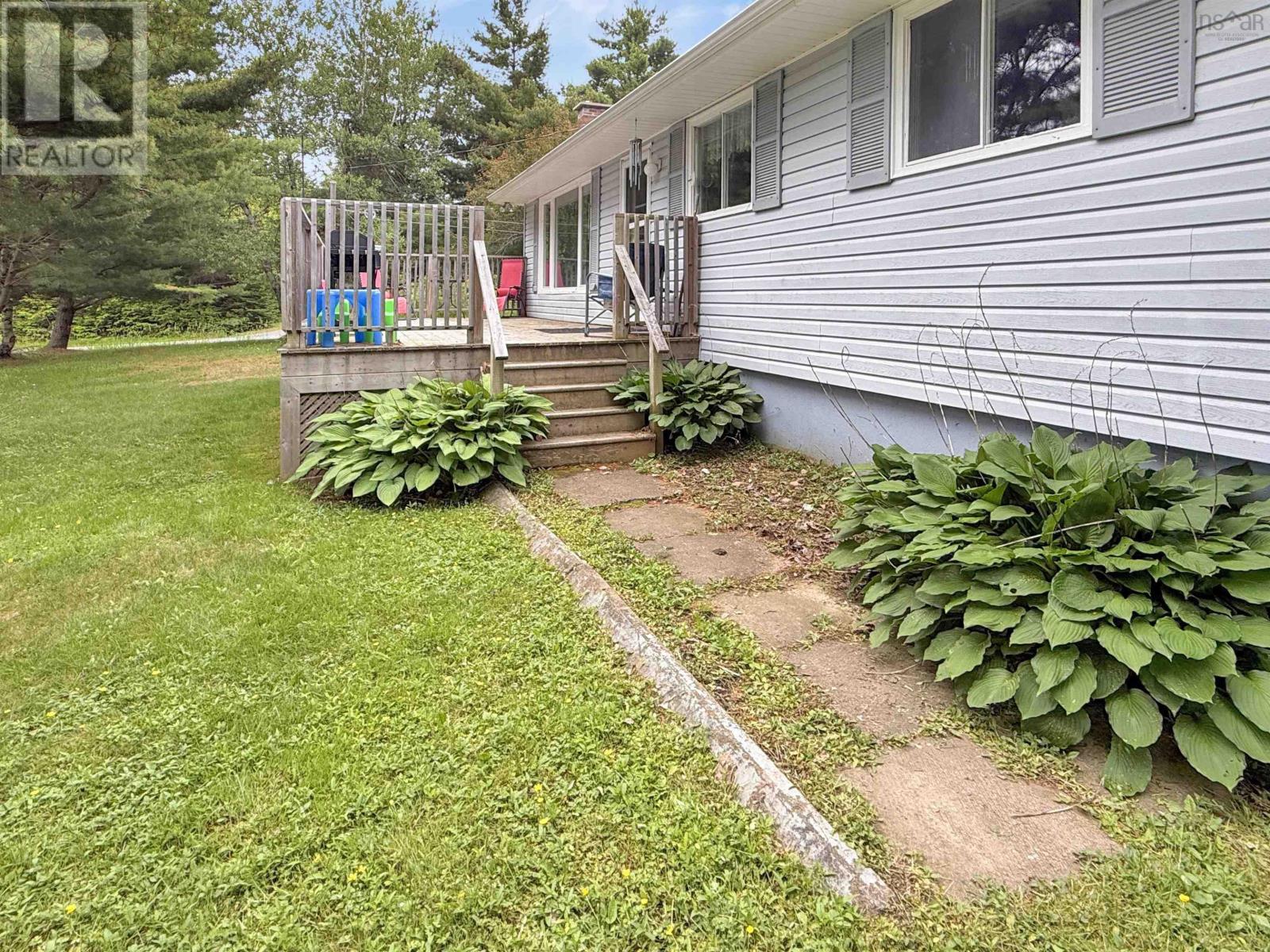 26 South Hill Drive - 3