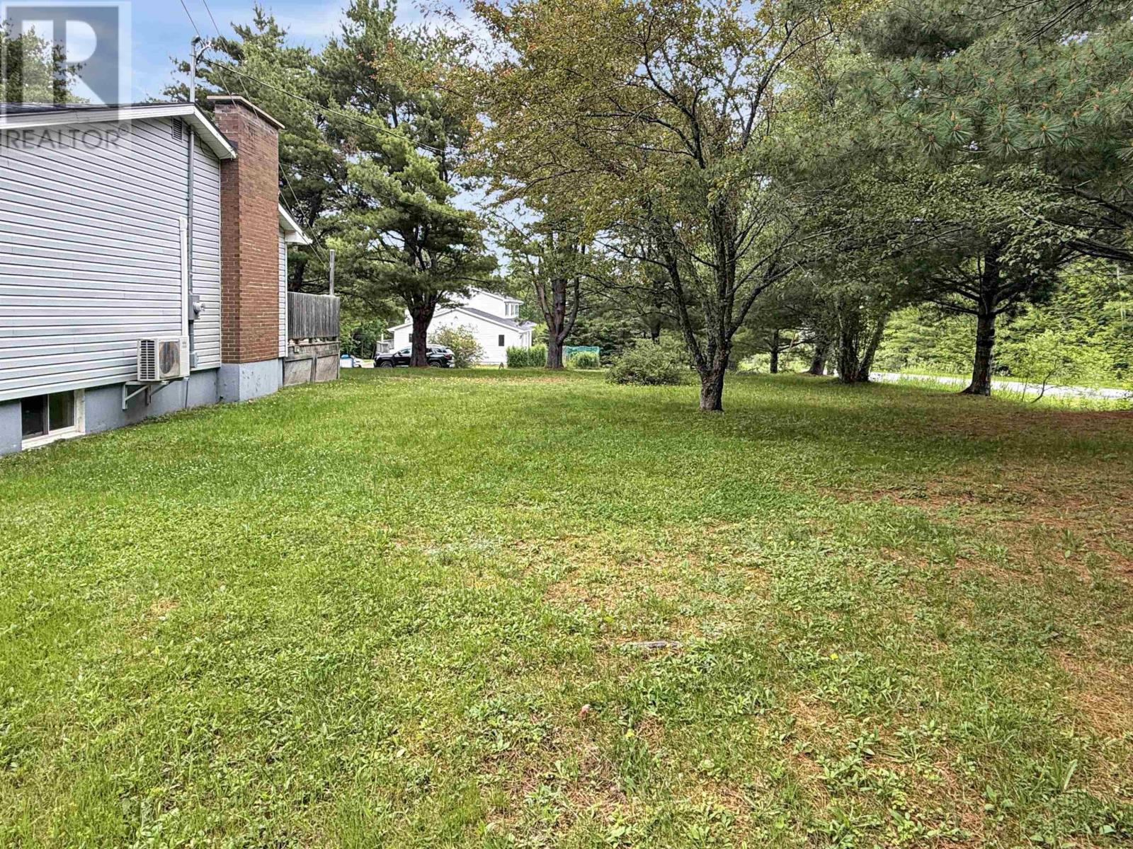 26 South Hill Drive - 30