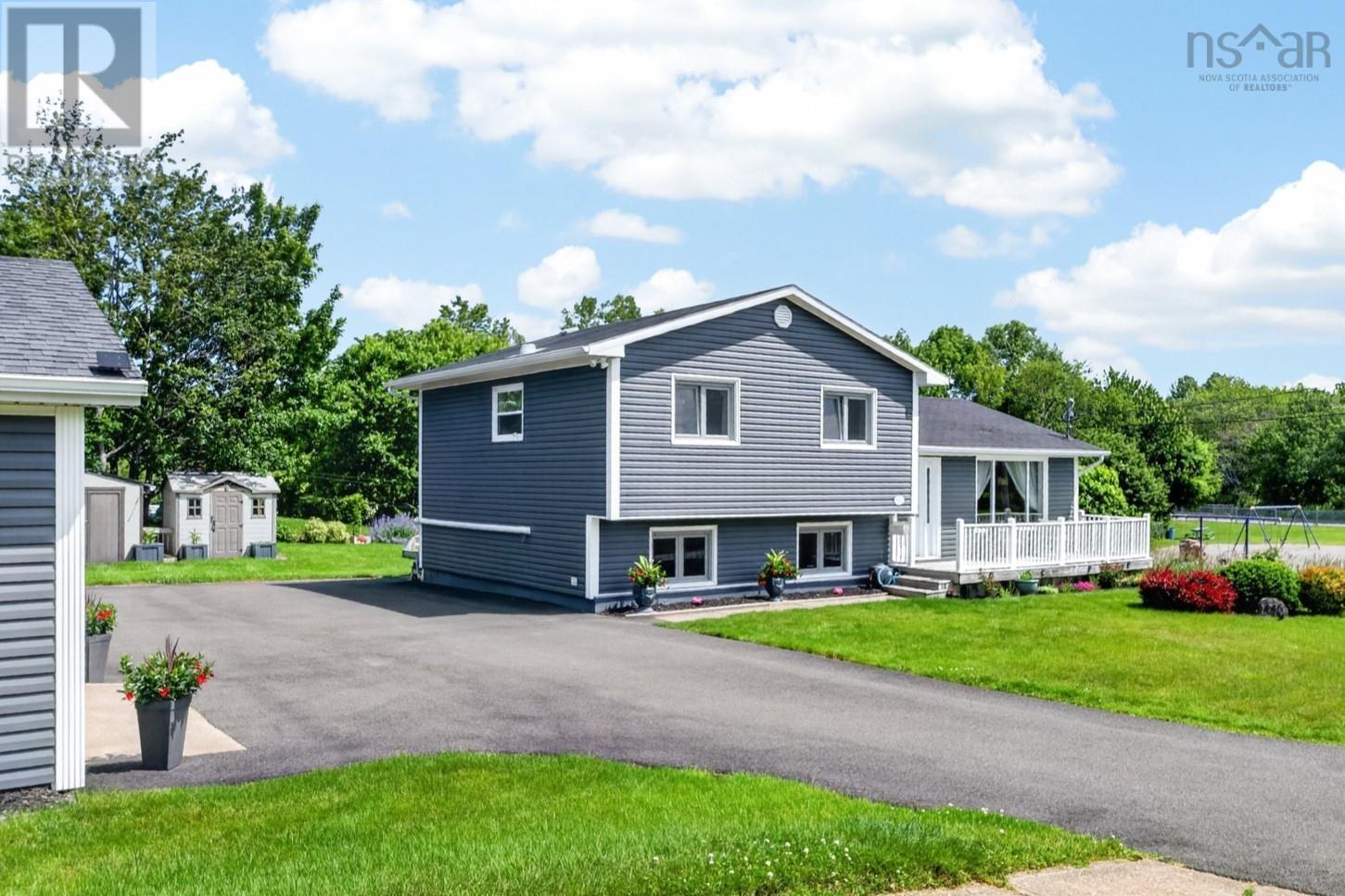 Property photo of 445 Cottage Road