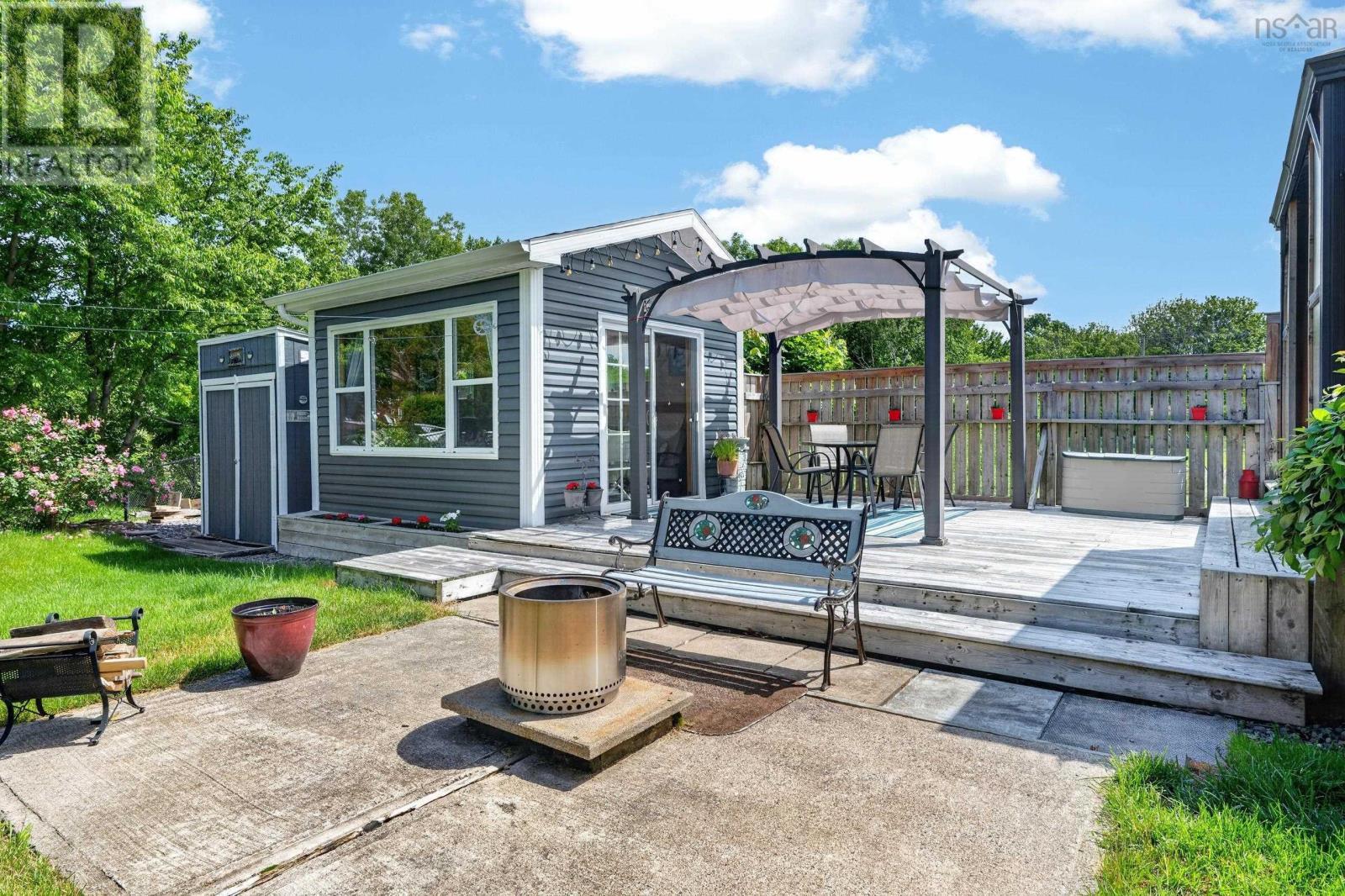 Property 37 of 47 of 445 Cottage Road