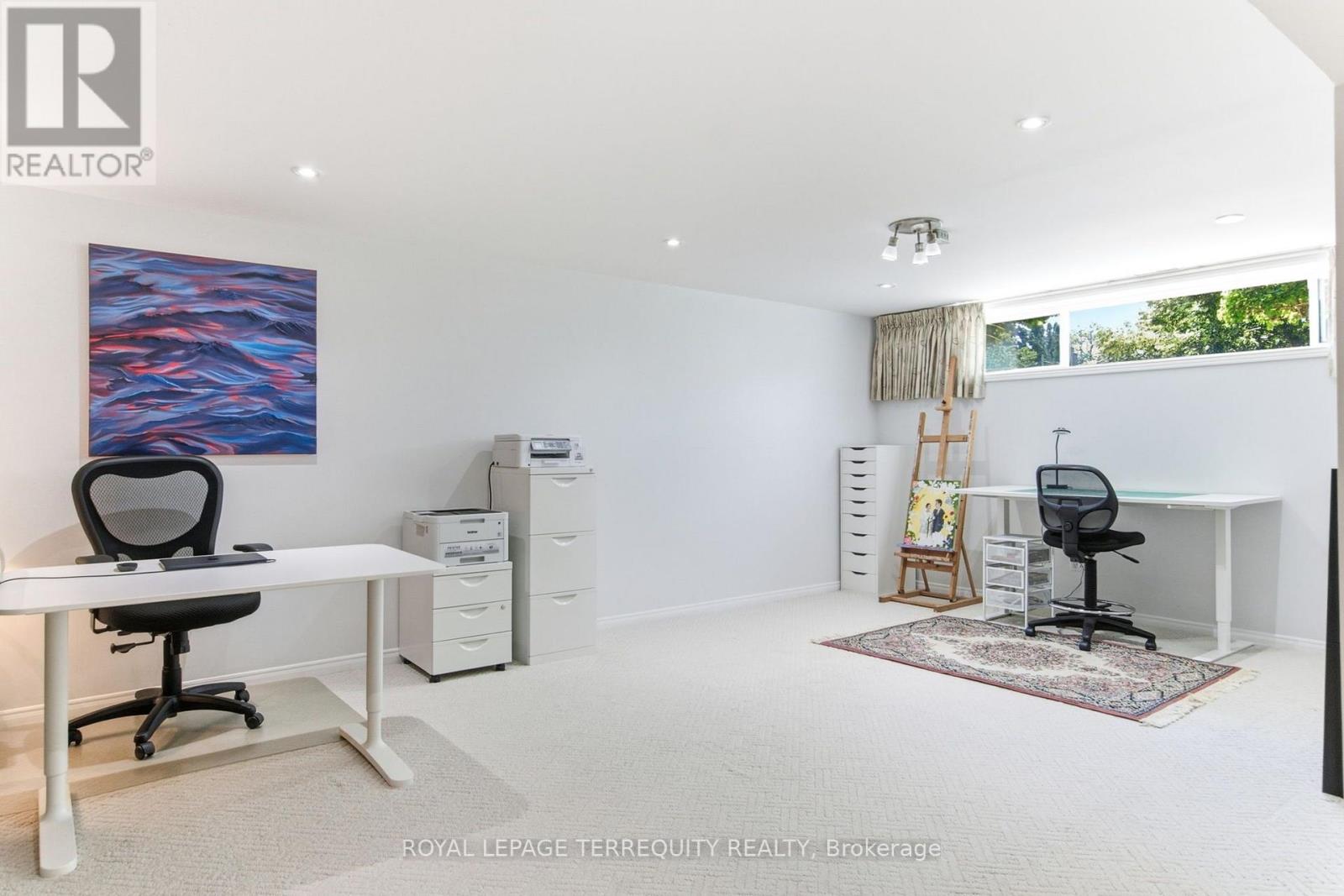 35 SEDGEMOUNT DRIVE - 31