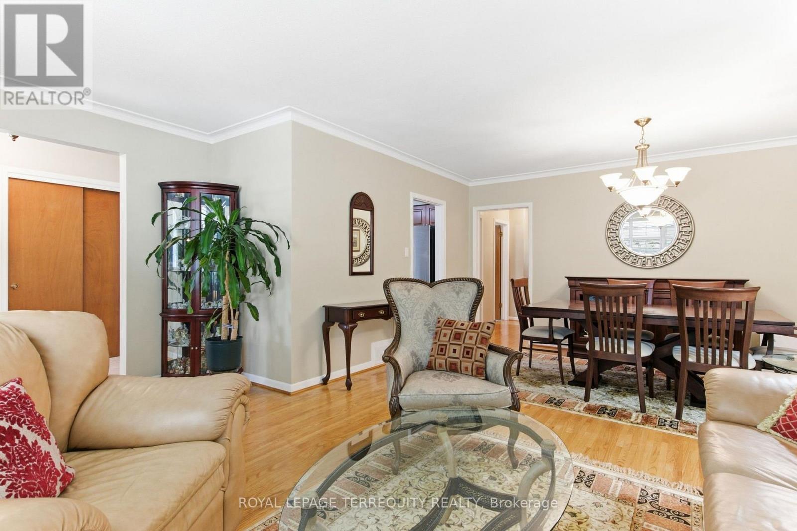 35 SEDGEMOUNT DRIVE - Image 7