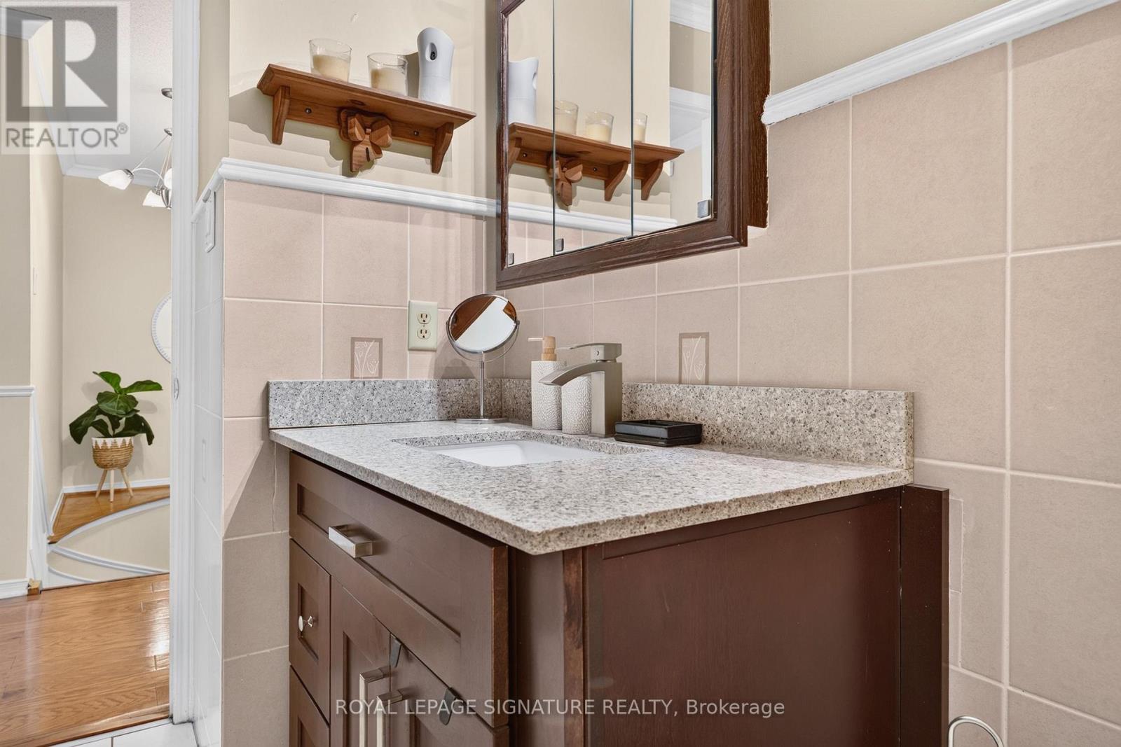 1642 PEPPERWOOD GATE - Image 35