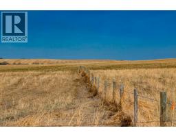 Nw; 29; 22; 2; W5m, Rural Foothills County, AB T1S2P5 Photo 14