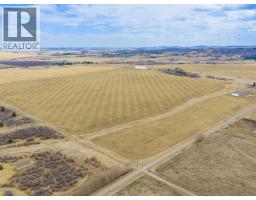 Nw; 29; 22; 2; W5m, Rural Foothills County, AB T1S2P5 Photo 8