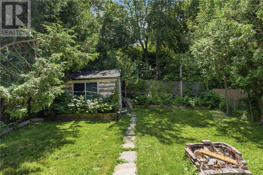 287 HYLAND Drive - 14