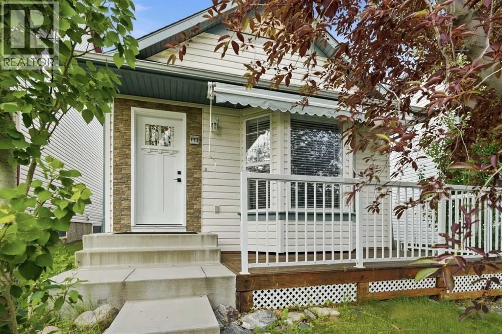 110 Bridlewood Avenue SW, Bridlewood, Calgary photo 2