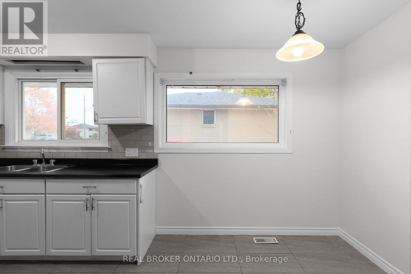 65 OTTAWAY AVENUE - 11