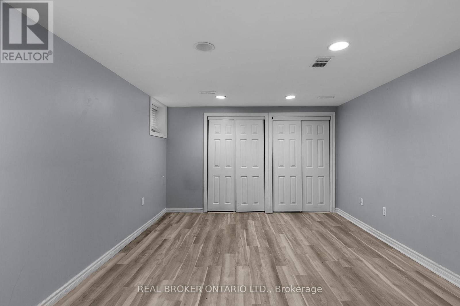 65 OTTAWAY AVENUE - 29