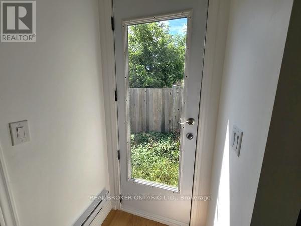 65 OTTAWAY AVENUE - 38