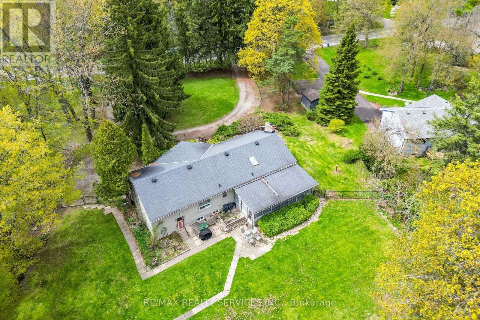 1368 2 SIDE ROAD - 10