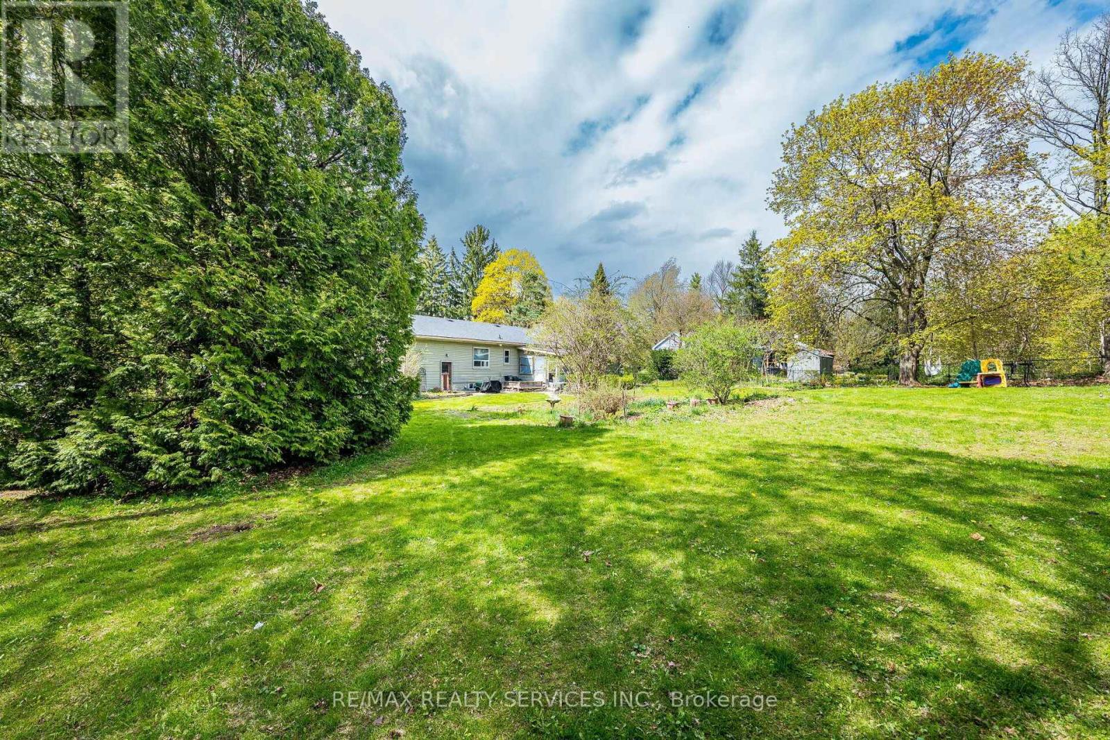1368 2 SIDE ROAD - 37