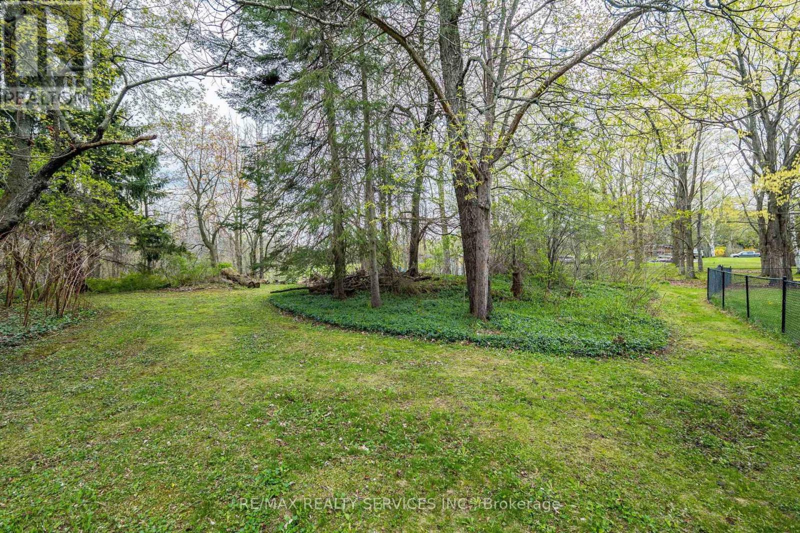1368 2 SIDE ROAD - 42