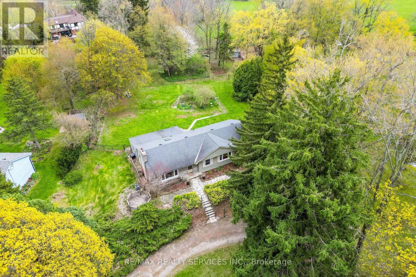 1368 2 SIDE ROAD - 8