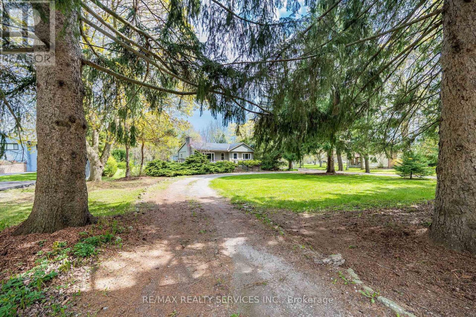 1368 2 SIDE ROAD - 4