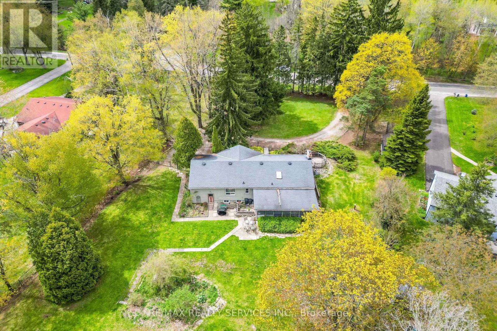 1368 2 SIDE ROAD - 9