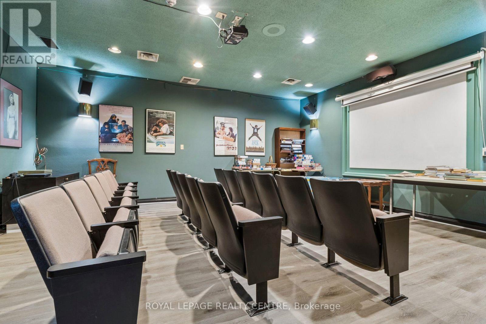 #1006 880 DUNDAS STREET W - 27