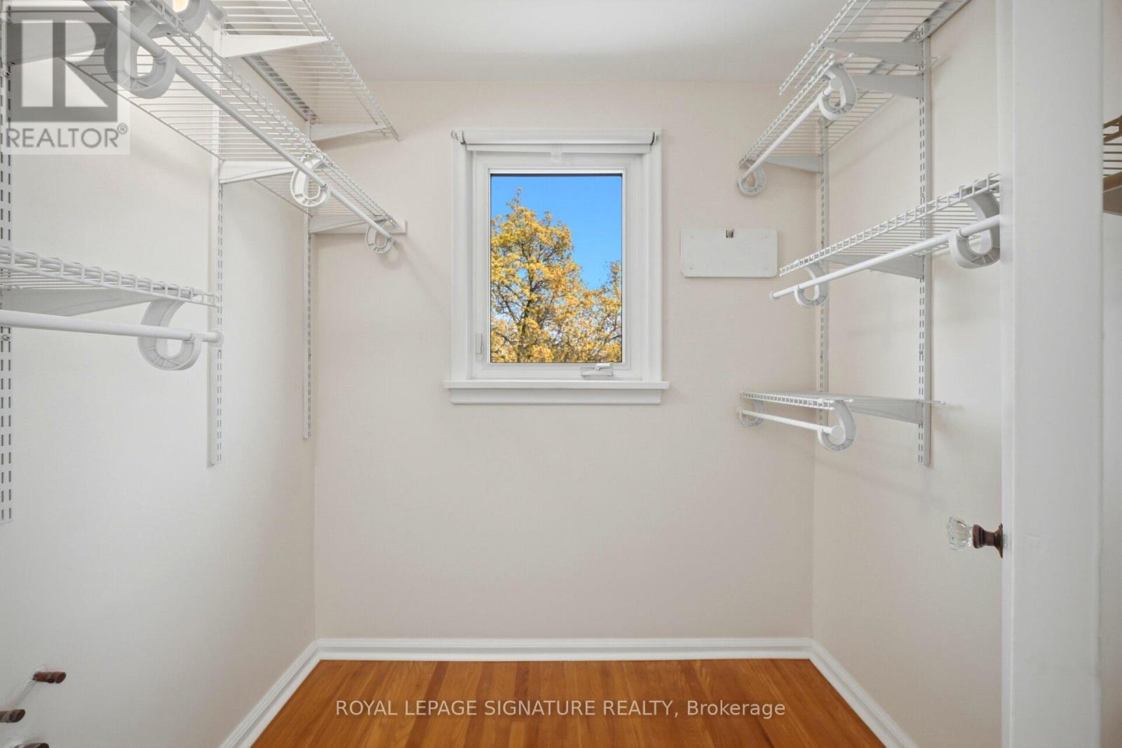 18 ERLESMERE AVENUE - 18