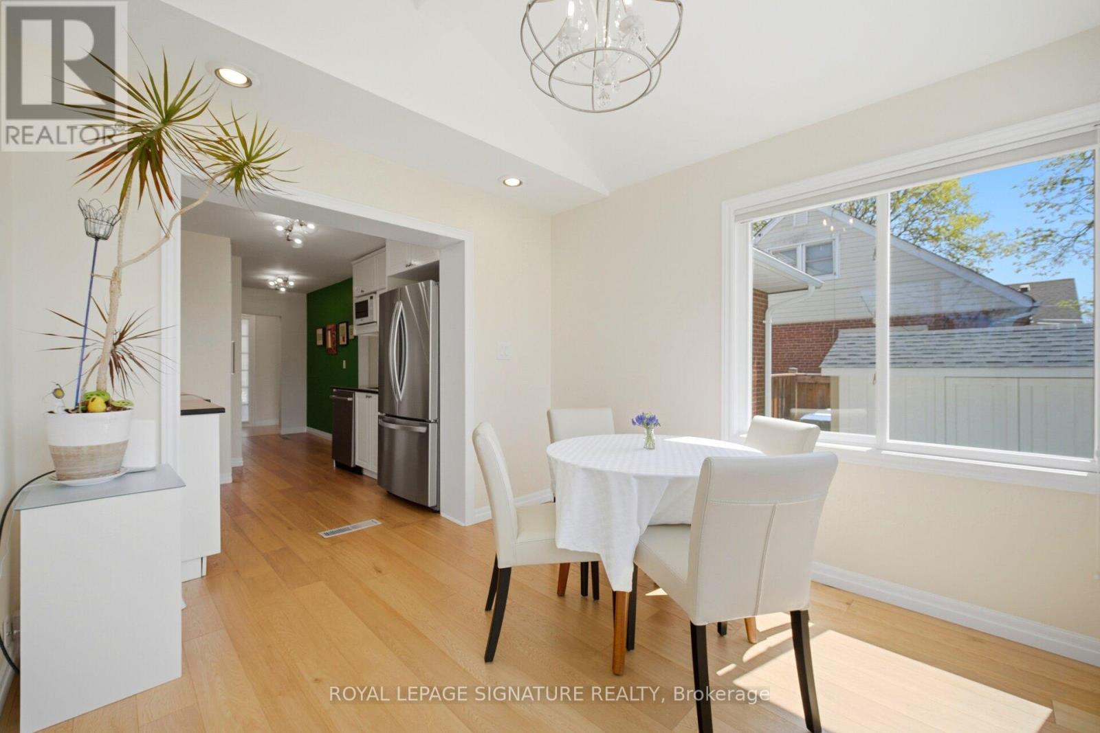 18 ERLESMERE AVENUE - 8