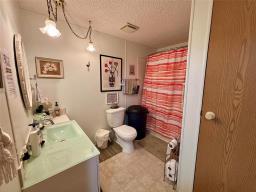 42 Whitey Road, Traverse Bay, MB R0E2A0 Photo 16