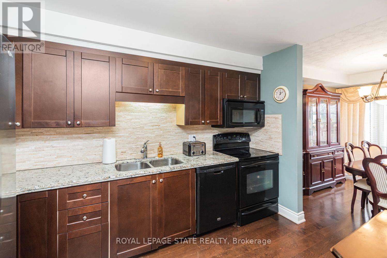 #22 255 MOUNT ALBION ROAD - 20