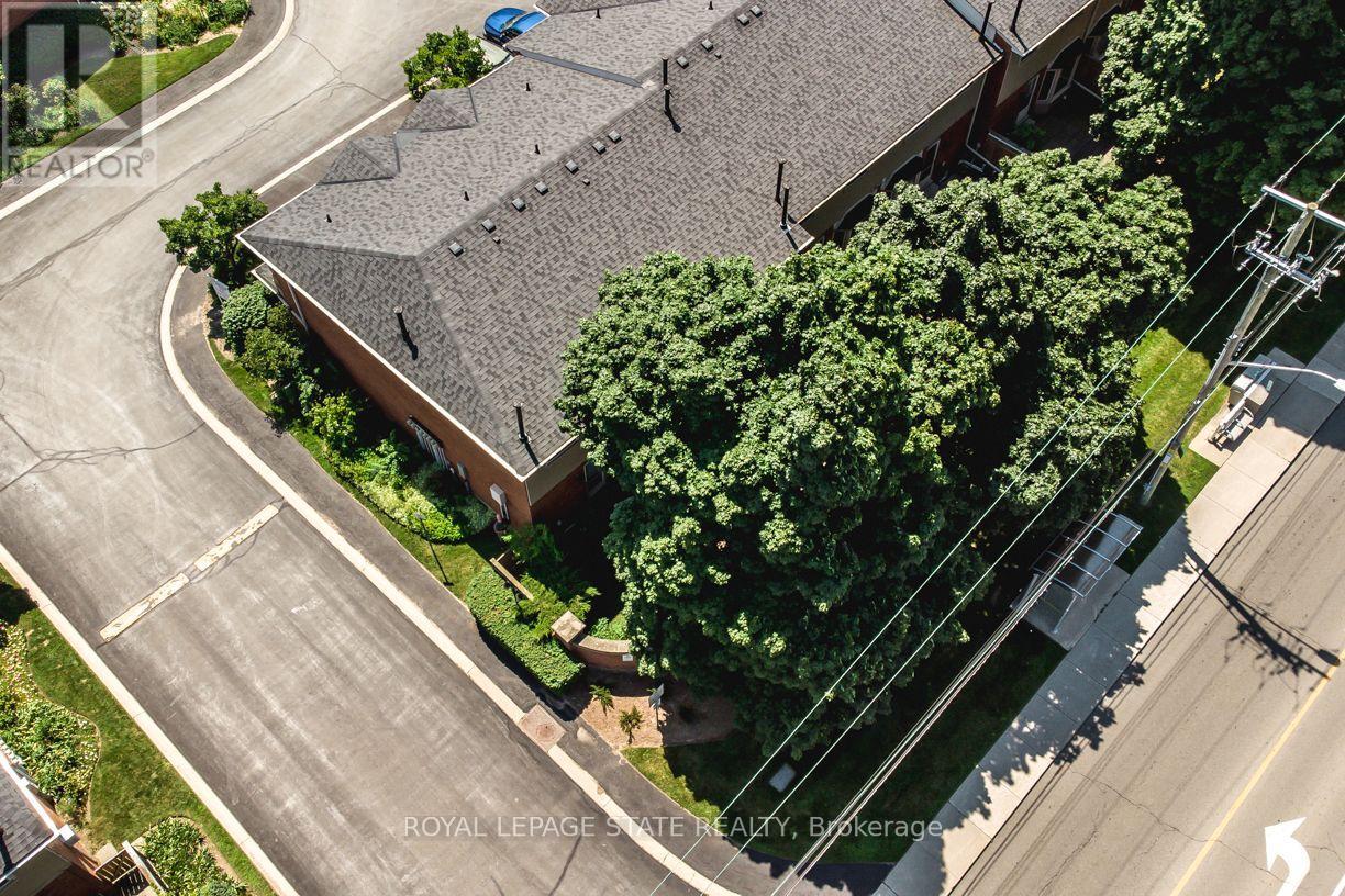 #22 255 MOUNT ALBION ROAD - 48