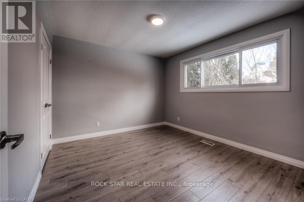 33 RUSKVIEW ROAD - 14