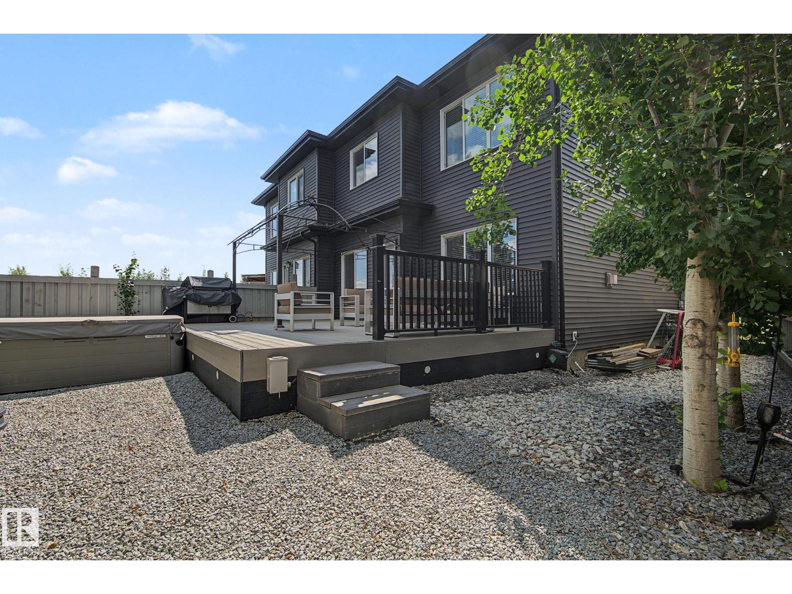 8005 223 ST NW - 33