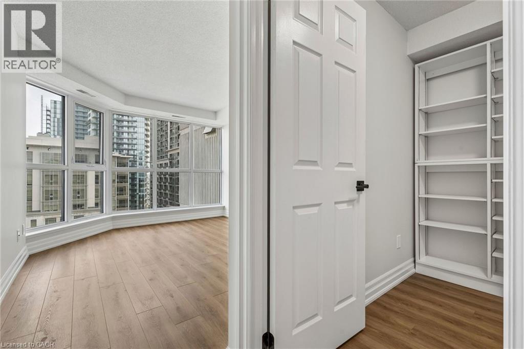 #1304 67 CAROLINE Street S - 36