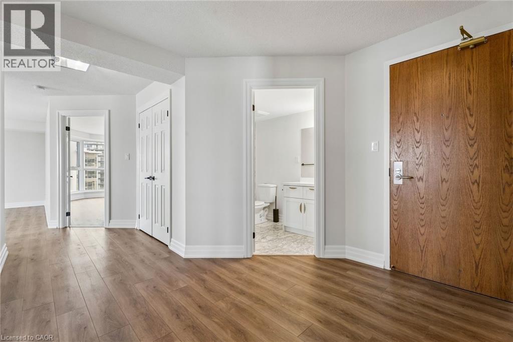 #1304 67 CAROLINE Street S - 16