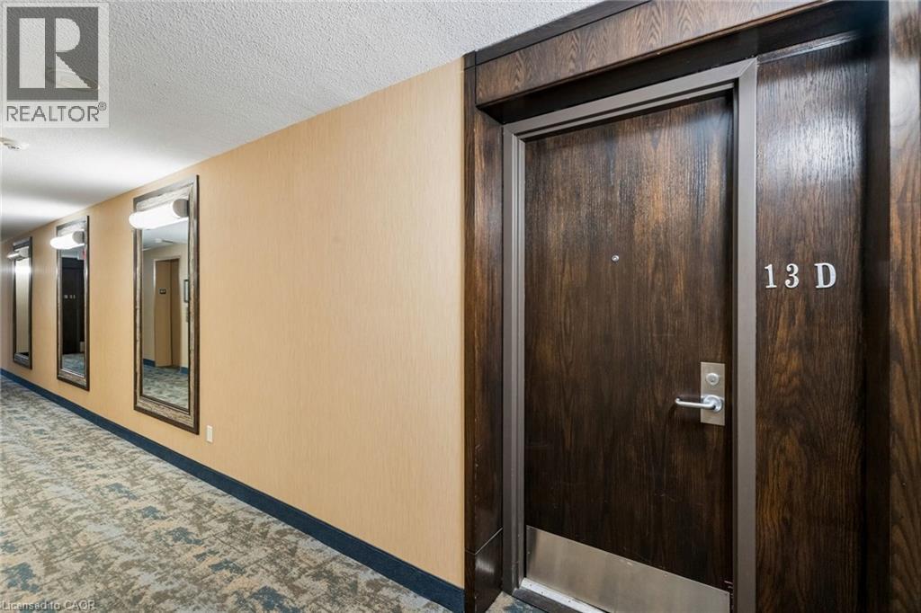 #1304 67 CAROLINE Street S - 48