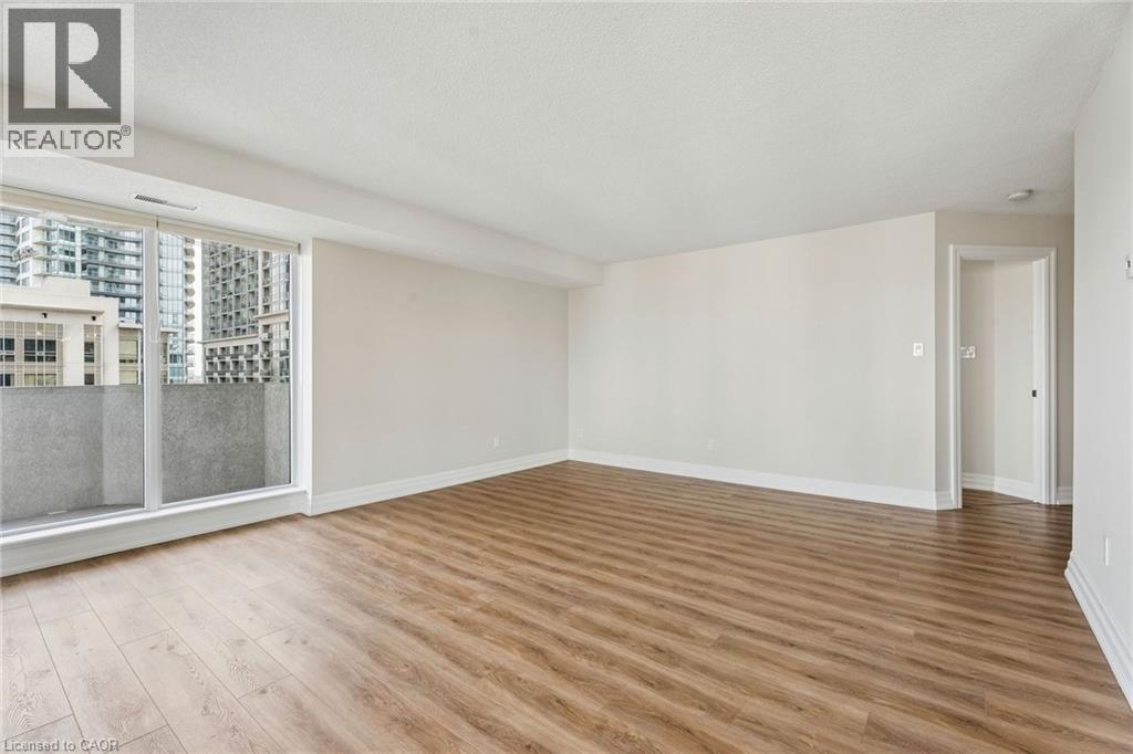 #1304 67 CAROLINE Street S - 25