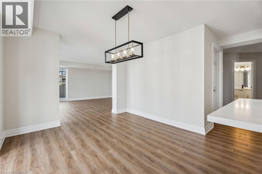 #1304 67 CAROLINE Street S - 22