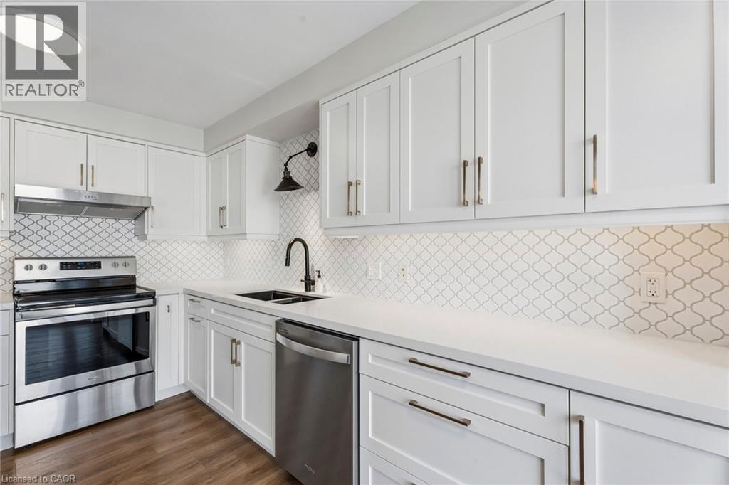 #1304 67 CAROLINE Street S - 10