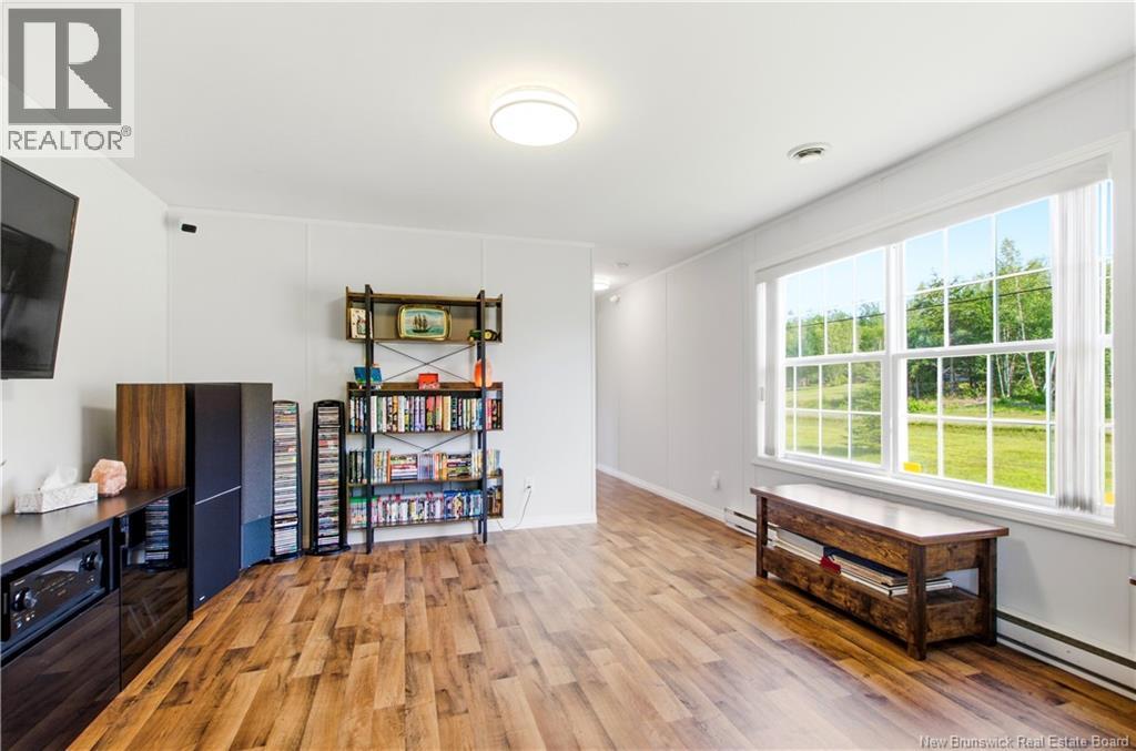 139 Upper Coytown Road - 12