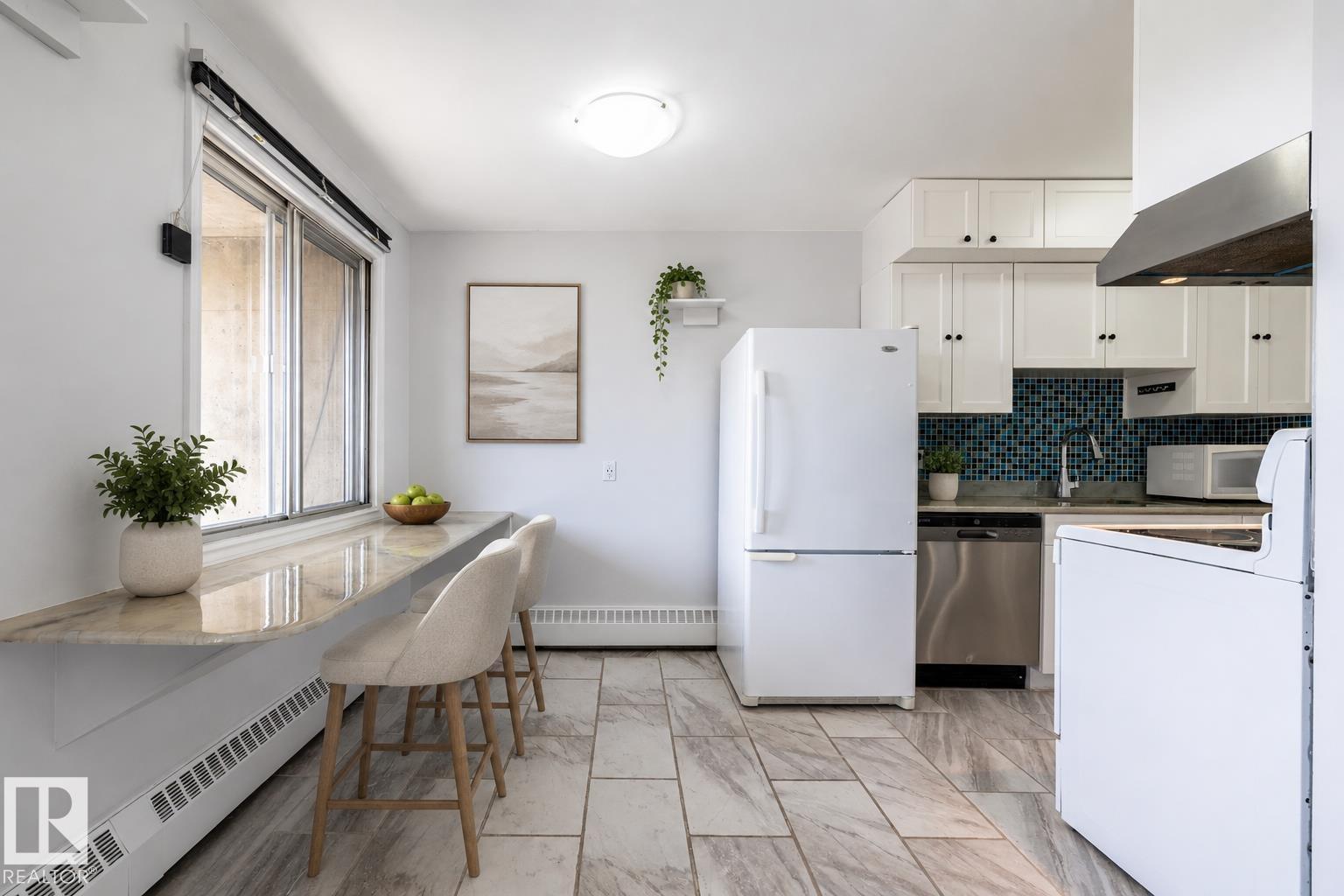 #910 12841 65 ST NW - 18
