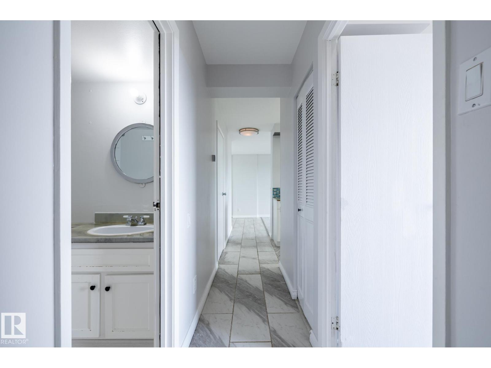 #910 12841 65 ST NW - 38