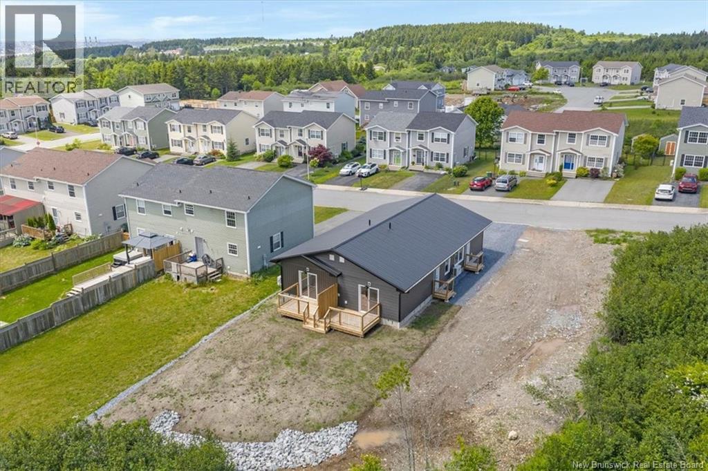 20 Helena Drive - 32