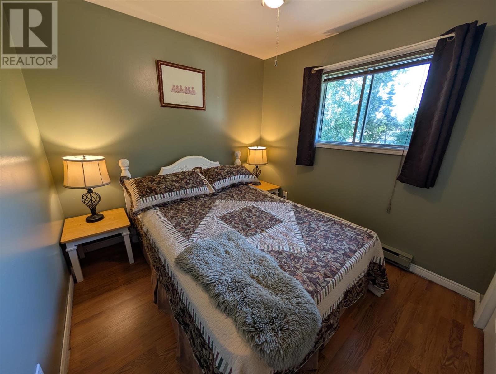 12 Maple ST - 25