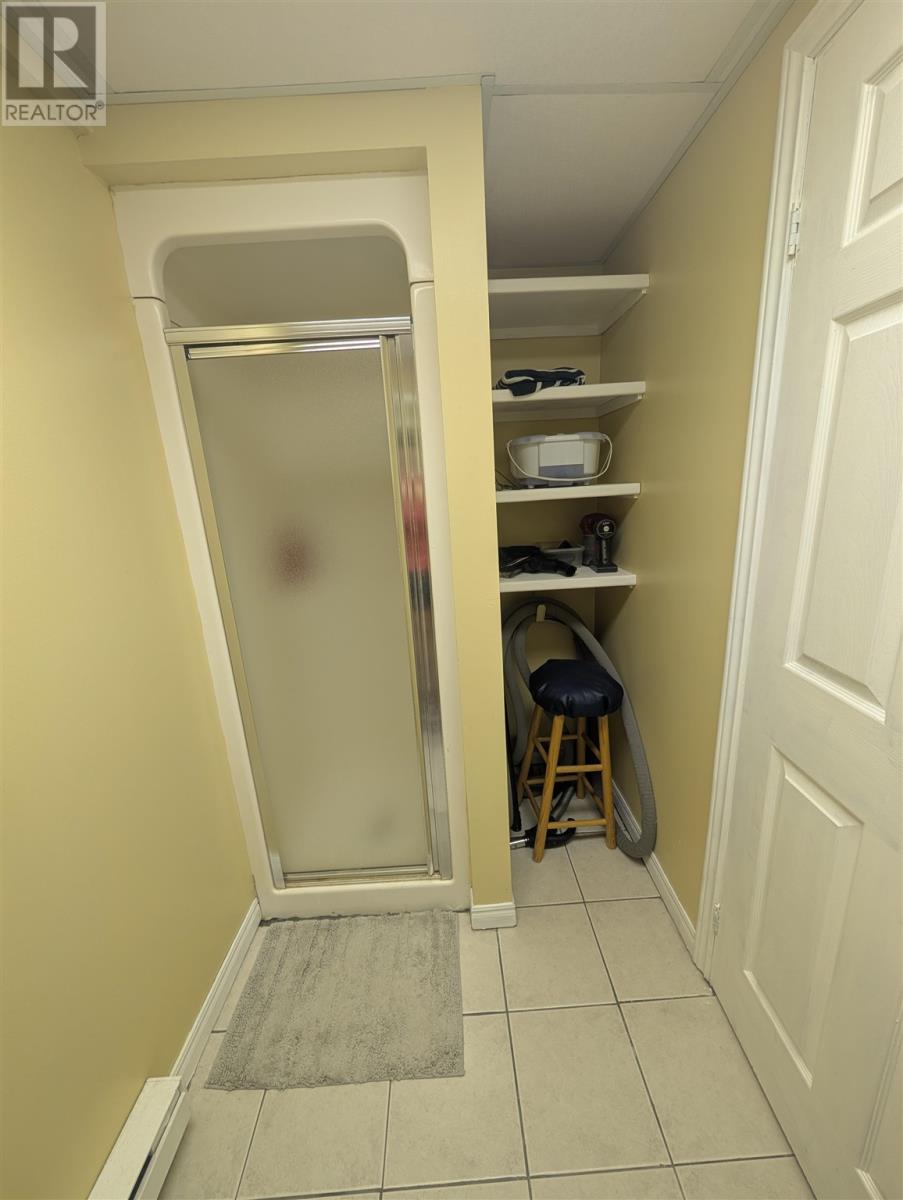 12 Maple ST - 38